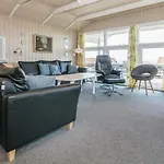Casa de Férias 8 Person In Sjolund-by Traum *
